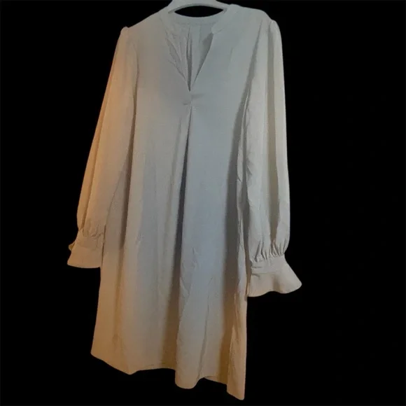 Elegant Cream Long Sleeve Dress - Picture 2 of 2